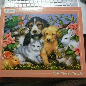 Loveable Pets 550 Piece Puzzle by Vermont Christmas Company